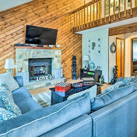 Poconos Vacation Home Walk To Locust Lake! Pocono Lake Exterior foto